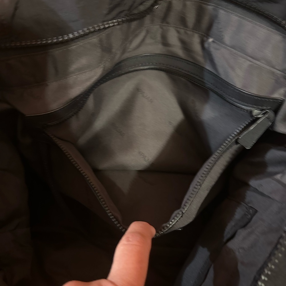 Pajar Canada Travel Bag, Black - Picture 9 of 11